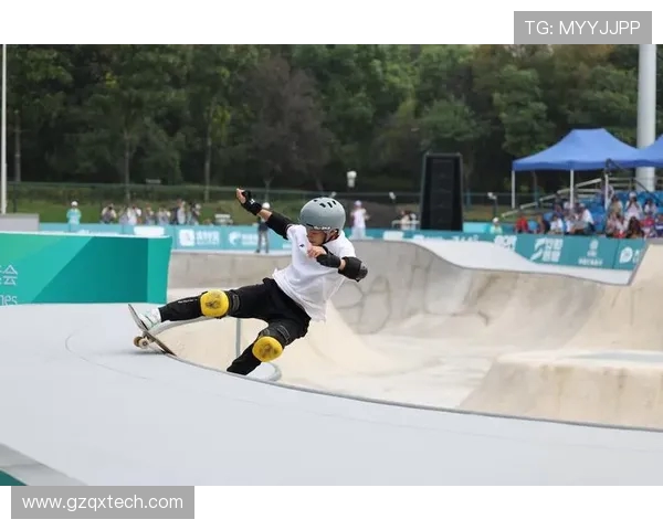 广州滑板队与南京滑板队赛后战术分析与复盘探讨